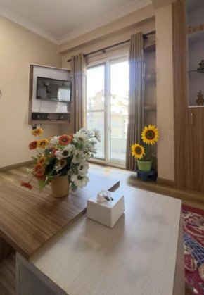 House of Forrest, Service Apartments